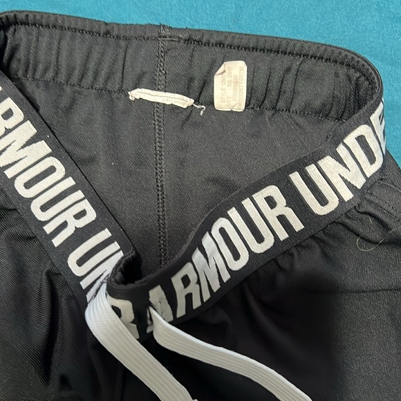 Under Armour shorts - Picture 2 of 7